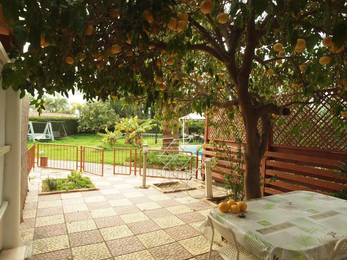Moon-Light Studio Hotel Larnaca Exterior foto